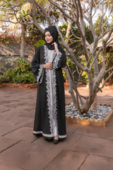 Black Layyin Abaya