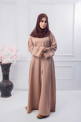 Feminine Islamic dress with headscarf