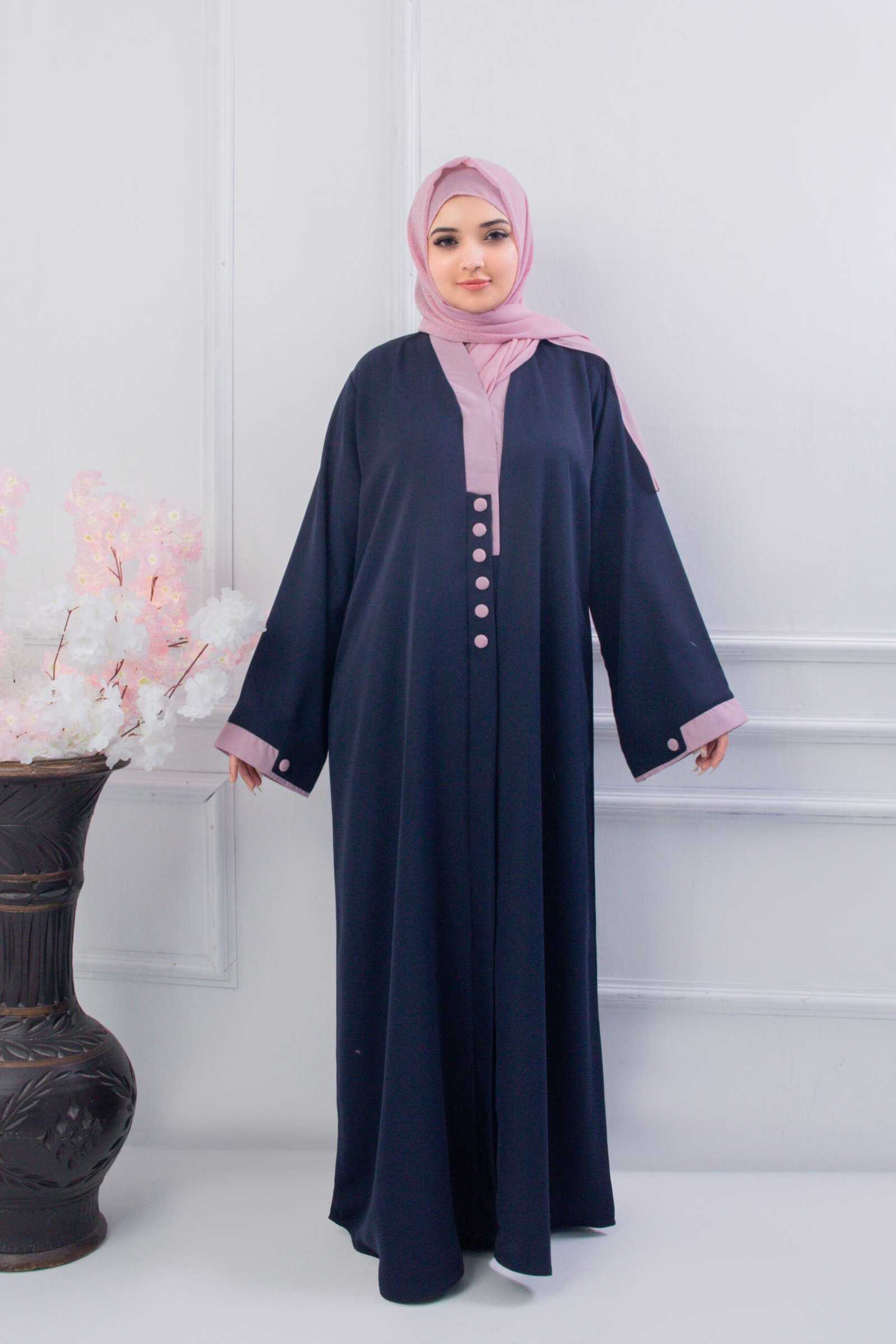 Naz Abaya