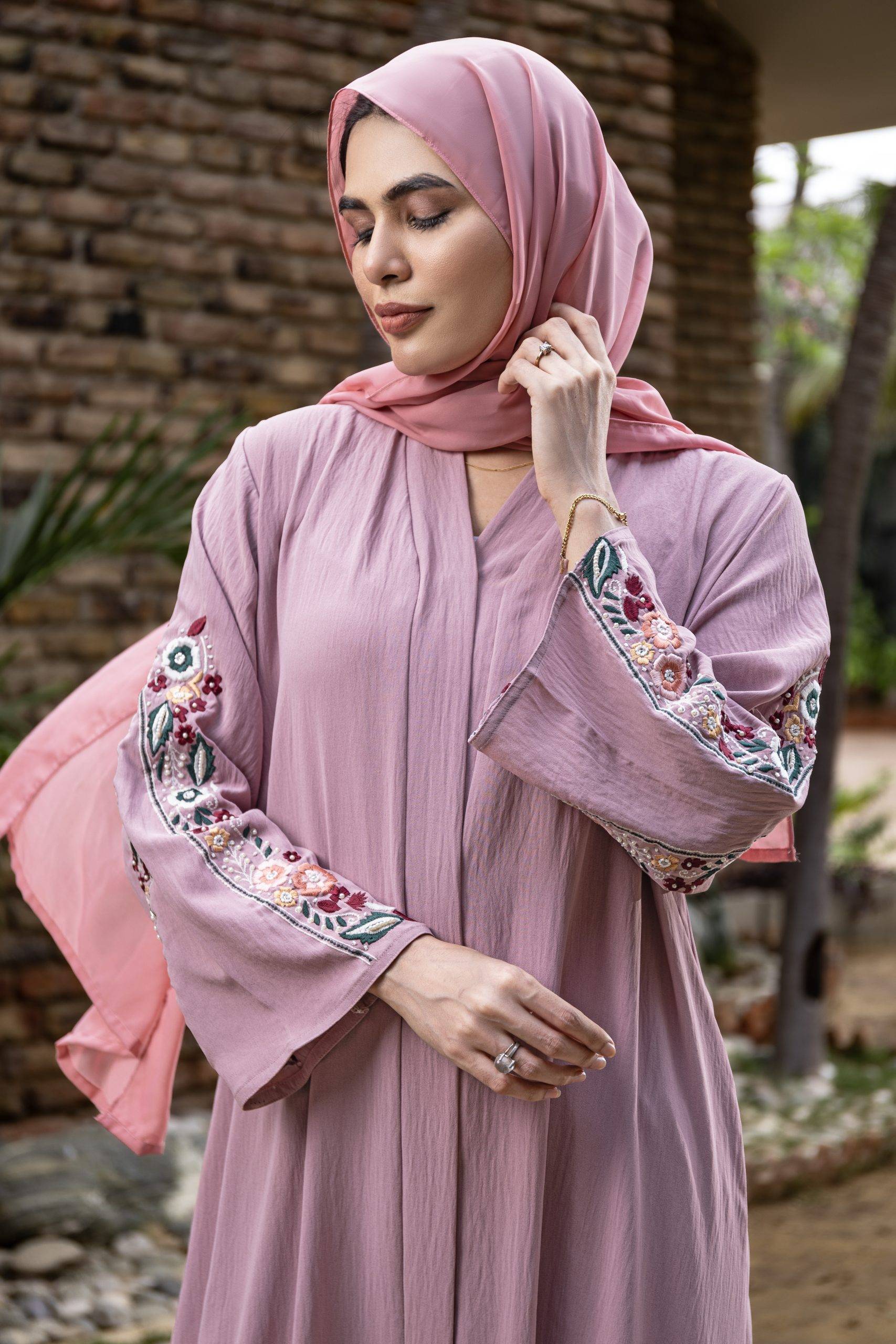 Blush Pink Abaya (Nidah Fabric)