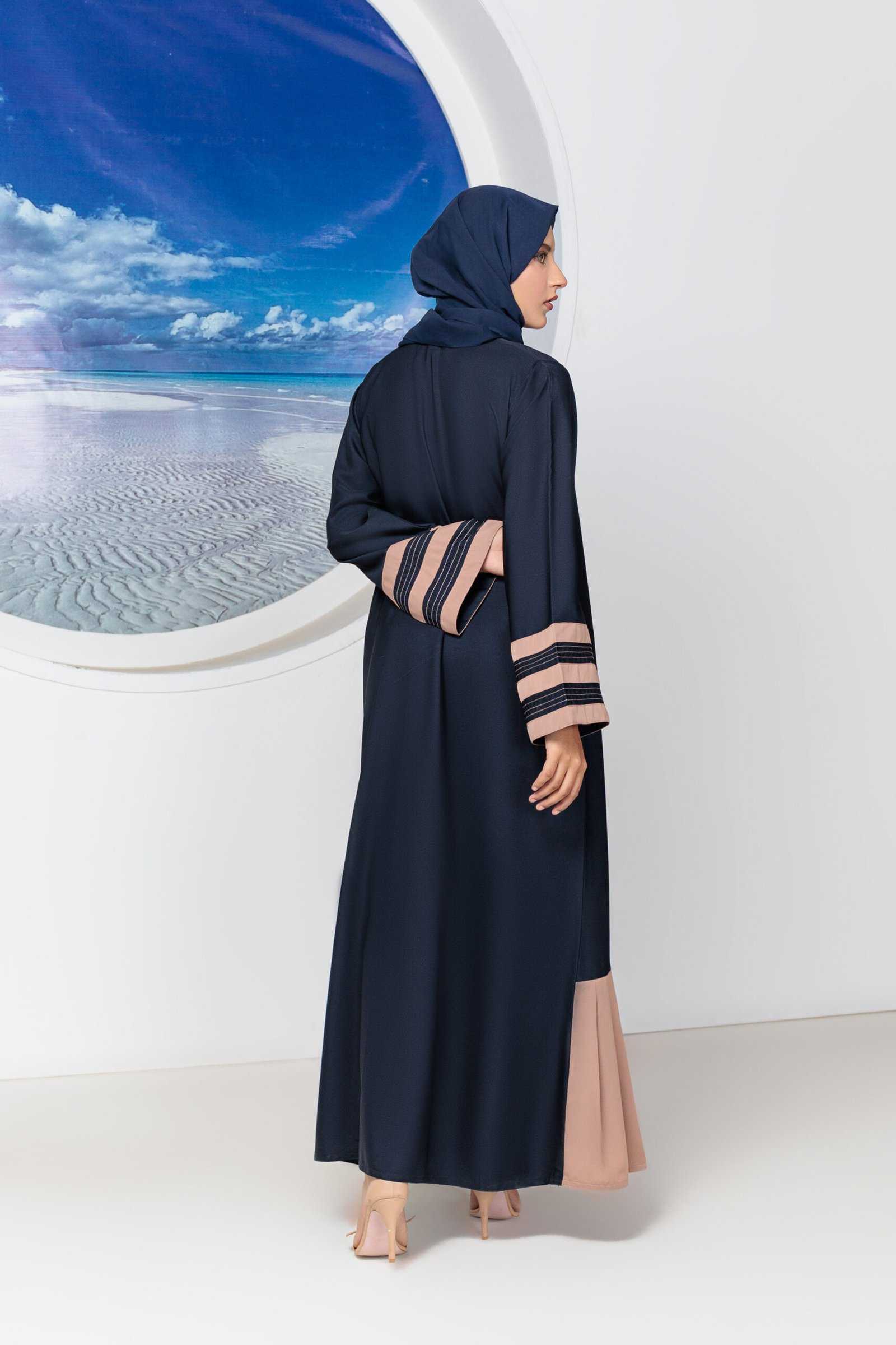 Falak Abaya