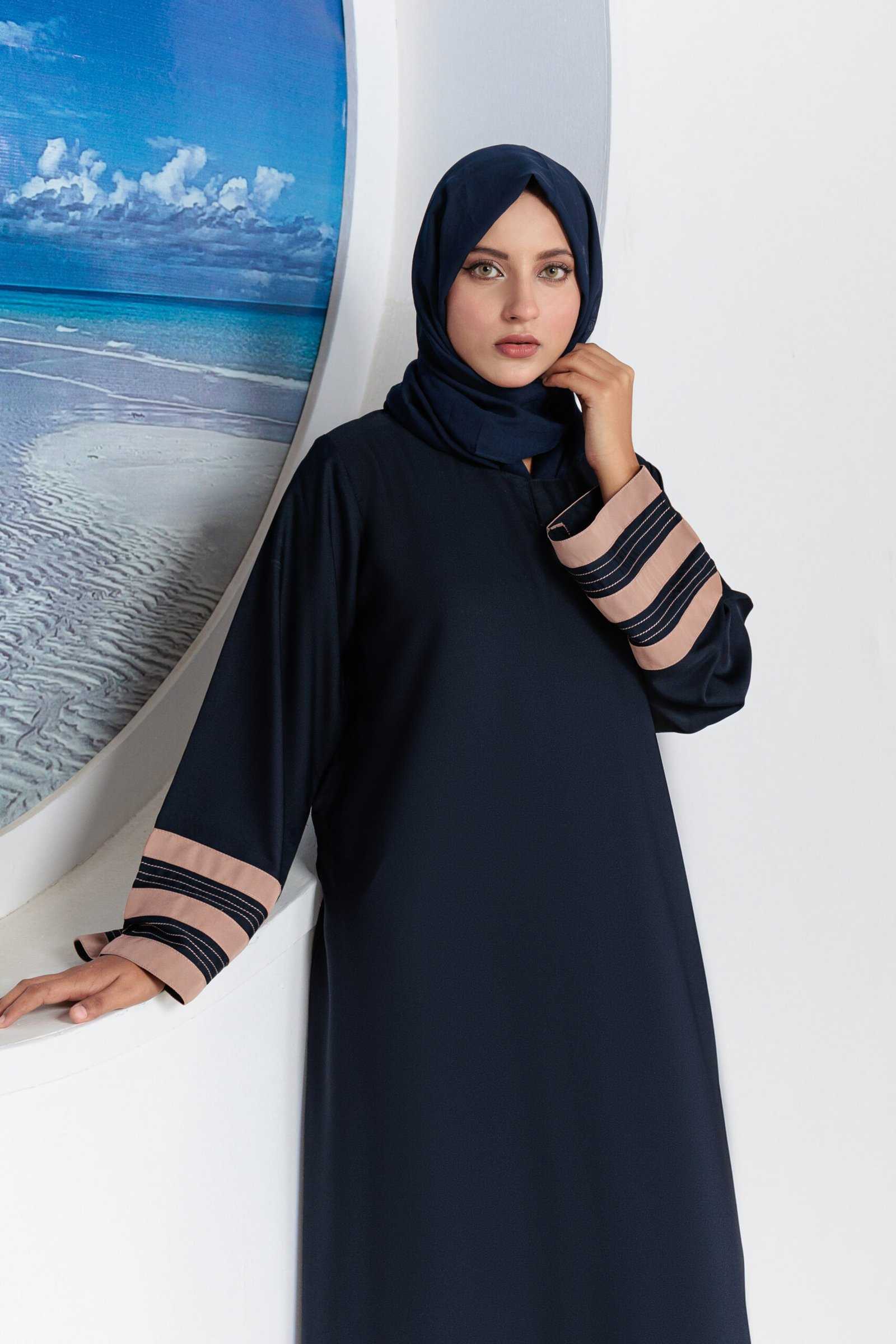 Falak Abaya