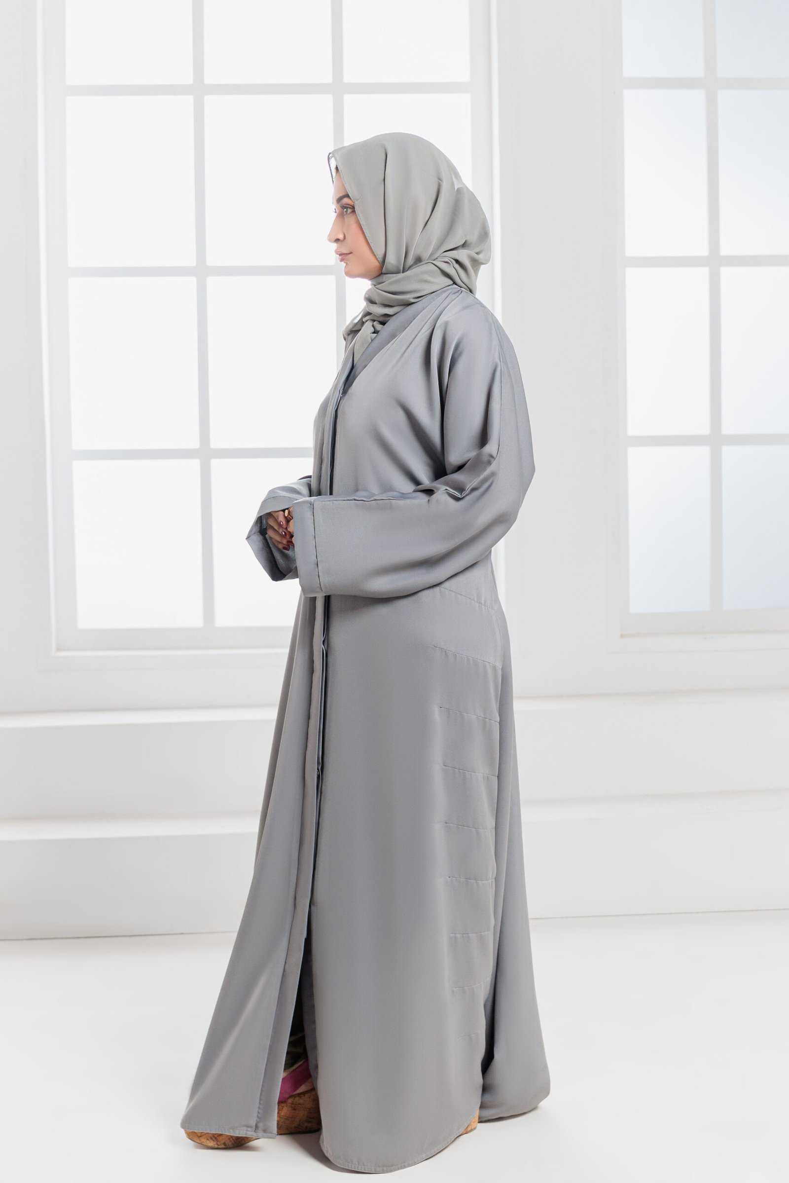 Pakiza Abaya