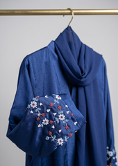 Midnight Bloom Abaya