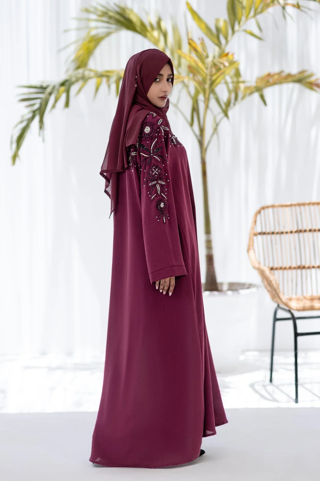 Floral Majesty Abaya