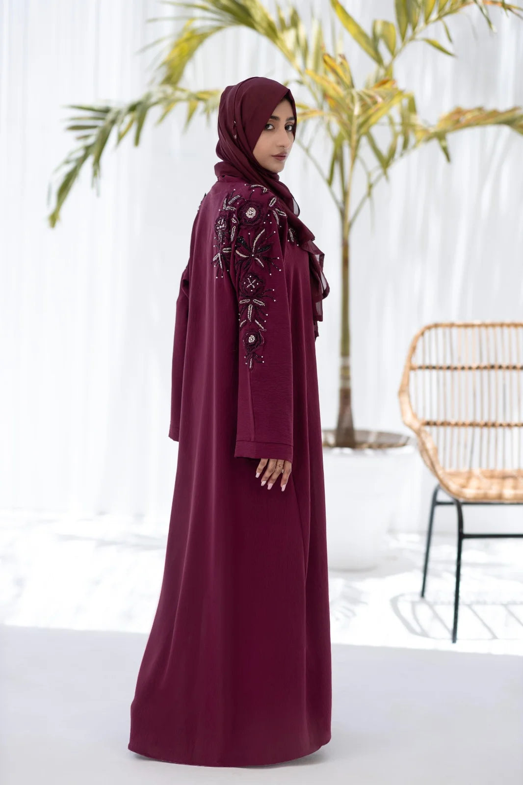 Floral Majesty Abaya