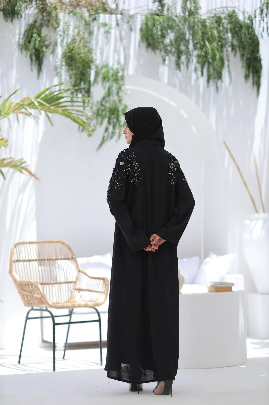 Black Floral Majesty Abaya